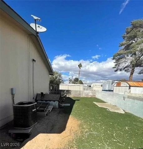 3560 Estes Park Drive, Las Vegas, NV 89122