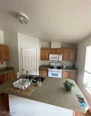 3560 Estes Park Drive, Las Vegas, NV 89122