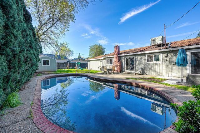 6710 Calista St, Orangevale, CA 95662