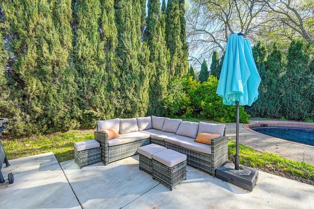 6710 Calista St, Orangevale, CA 95662