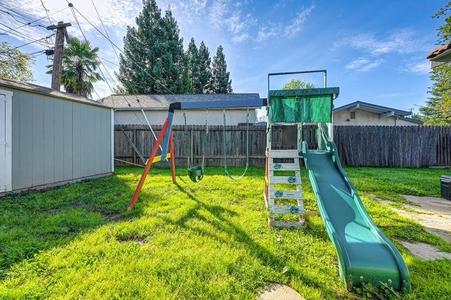 6710 Calista St, Orangevale, CA 95662