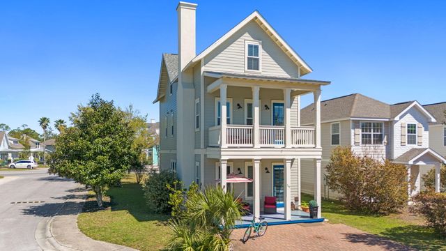 349 Madison Circle, Panama City Beach, FL 32407