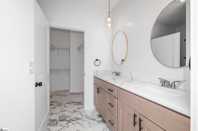 67 Dorsey Avenue, Greenville, SC 29611