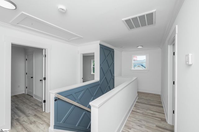 67 Dorsey Avenue, Greenville, SC 29611