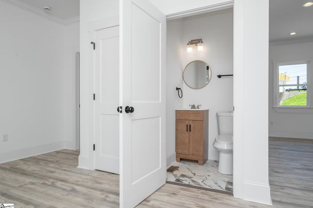 67 Dorsey Avenue, Greenville, SC 29611