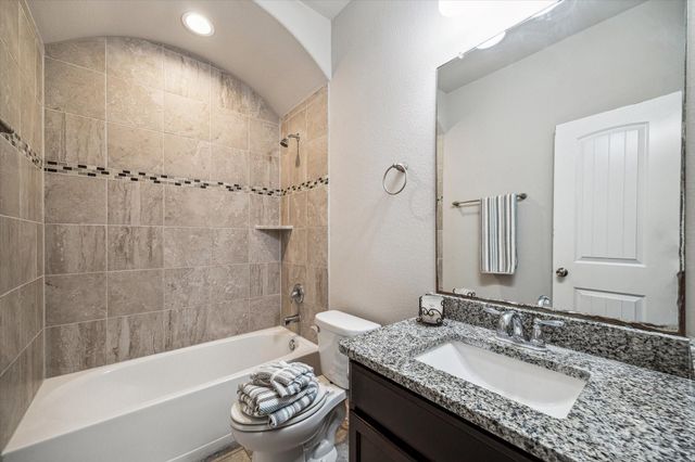 6610 Auburn Terrace Lane, Rosenberg, TX 77471
