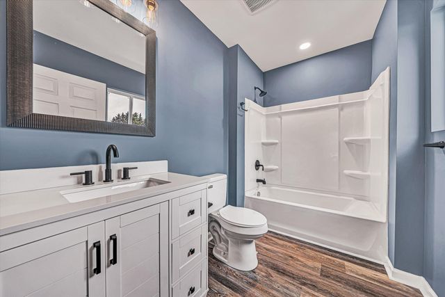 688 Wysong Mill RD, Hardy, VA 24101