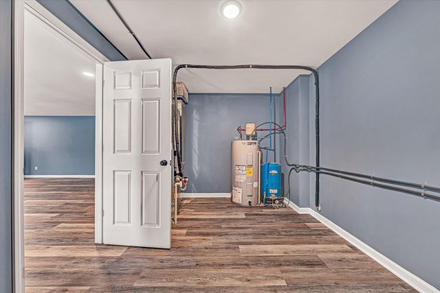 688 Wysong Mill RD, Hardy, VA 24101