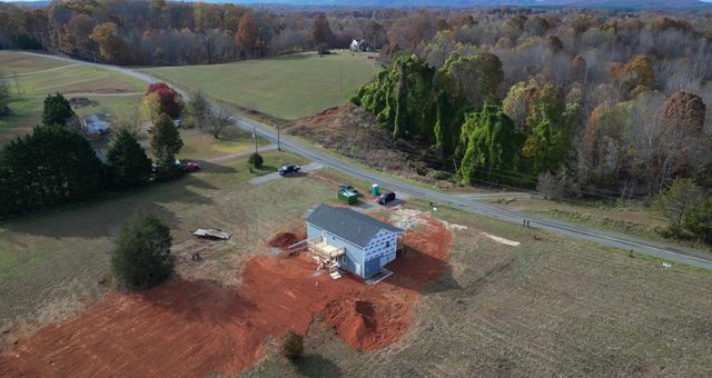 688 Wysong Mill RD, Hardy, VA 24101