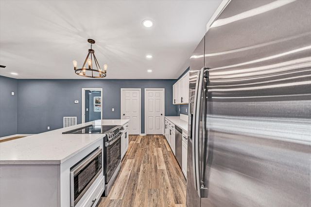 688 Wysong Mill RD, Hardy, VA 24101