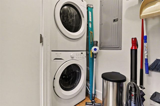 109 Tryon Farm Lane, Michigan City, IN 46360