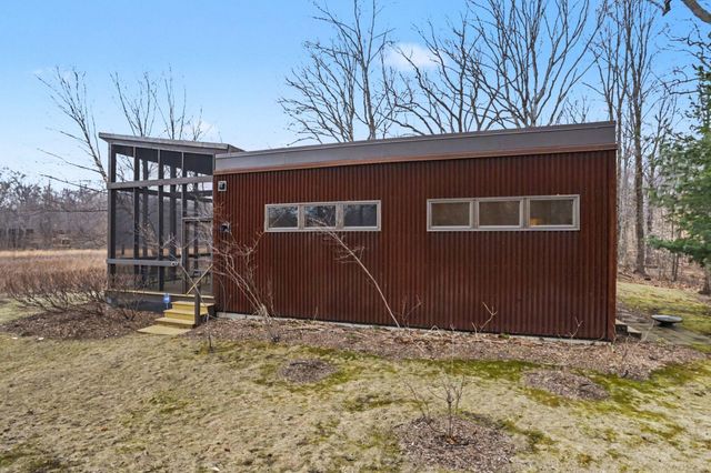 109 Tryon Farm Lane, Michigan City, IN 46360