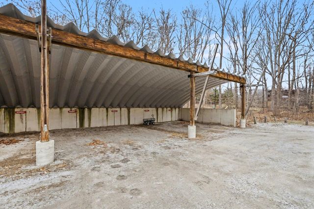 109 Tryon Farm Lane, Michigan City, IN 46360