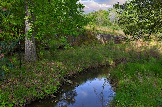 607 Monteagle Falls Rd, Monteagle, TN 37356