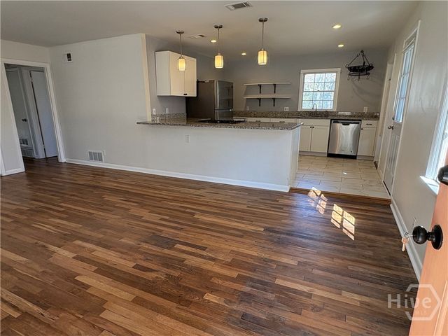 1714 E 60 Street, Savannah, GA 31404