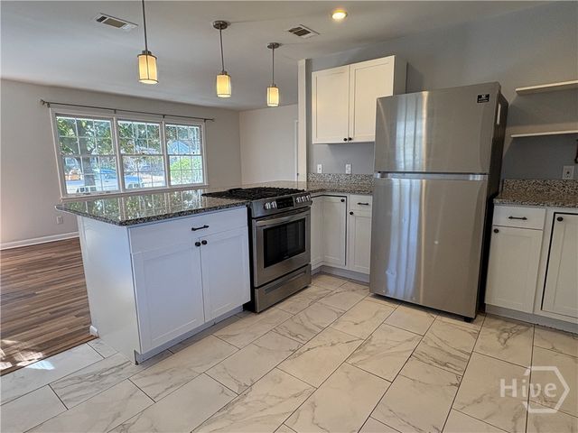 1714 E 60 Street, Savannah, GA 31404