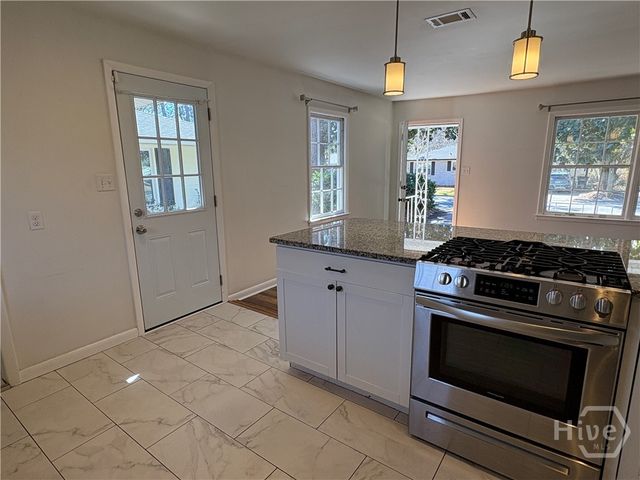 1714 E 60 Street, Savannah, GA 31404