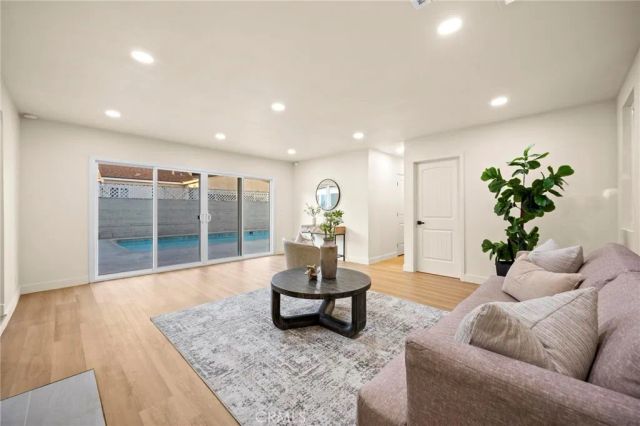 5650 Denny Avenue, North Hollywood, CA 91601