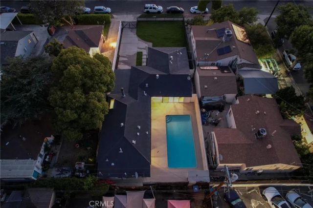 5650 Denny Avenue, North Hollywood, CA 91601