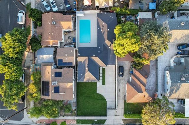 5650 Denny Avenue, North Hollywood, CA 91601
