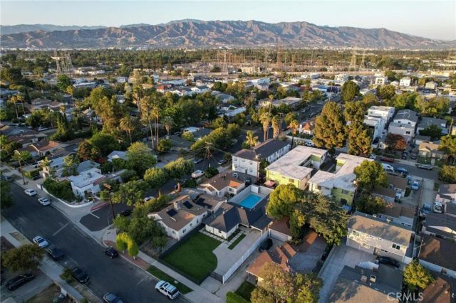 5650 Denny Avenue, North Hollywood, CA 91601