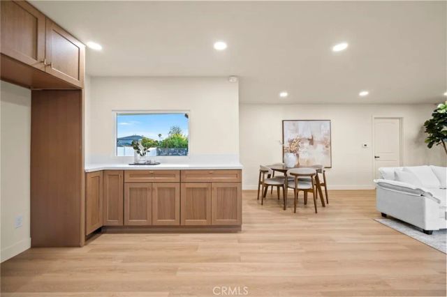 5650 Denny Avenue, North Hollywood, CA 91601