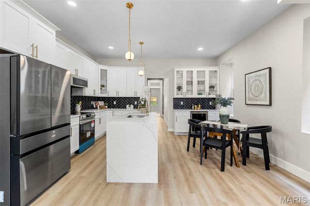 3000 Louisiana Avenue, St Louis, MO 63118