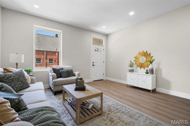 3000 Louisiana Avenue, St Louis, MO 63118
