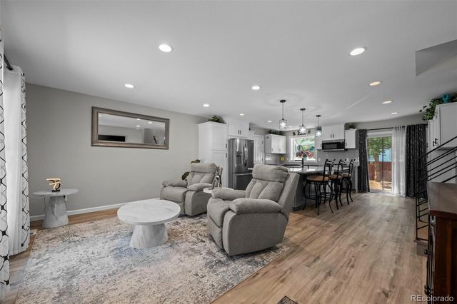 1131 S Lewiston Street, Aurora, CO 80017