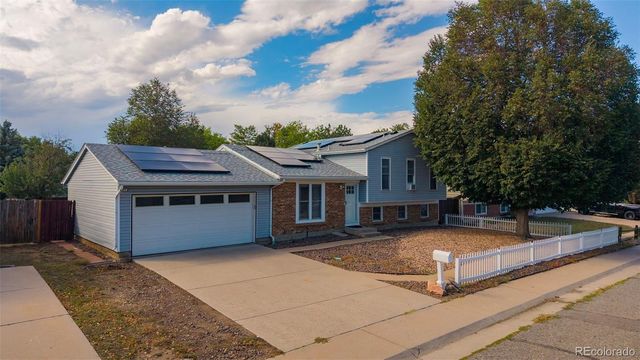 1131 S Lewiston Street, Aurora, CO 80017