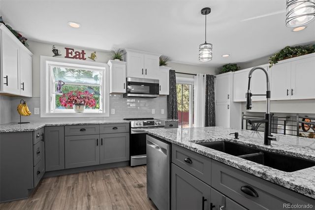 1131 S Lewiston Street, Aurora, CO 80017