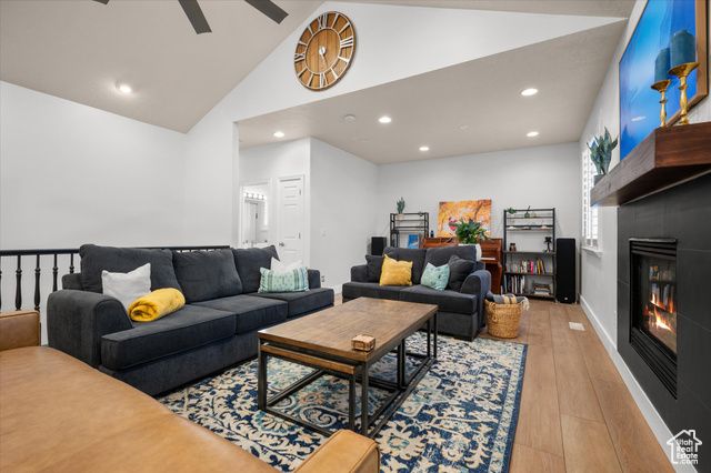 2011 DAN DR, Layton, UT 84040