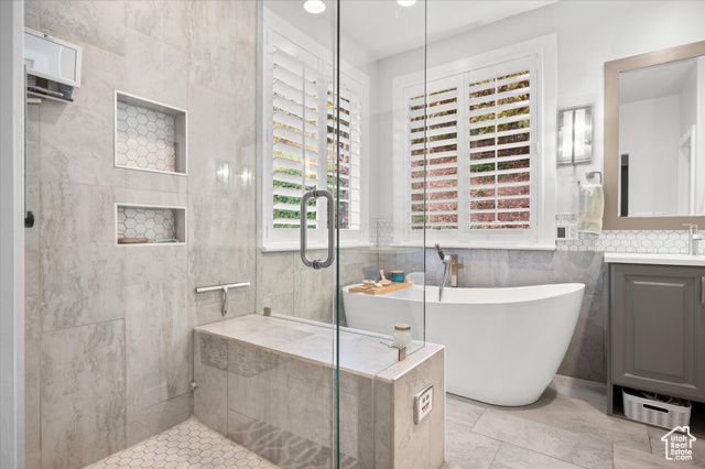 2011 DAN DR, Layton, UT 84040