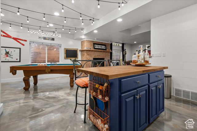 2011 DAN DR, Layton, UT 84040