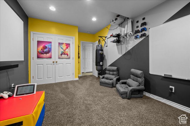 2011 DAN DR, Layton, UT 84040