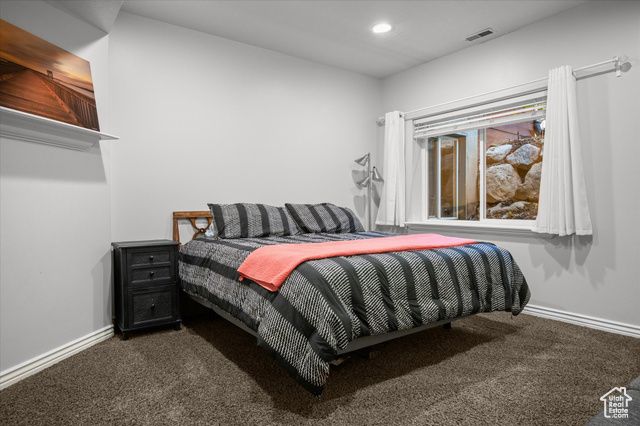 2011 DAN DR, Layton, UT 84040