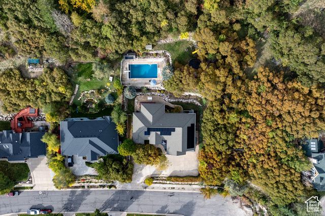 2011 DAN DR, Layton, UT 84040