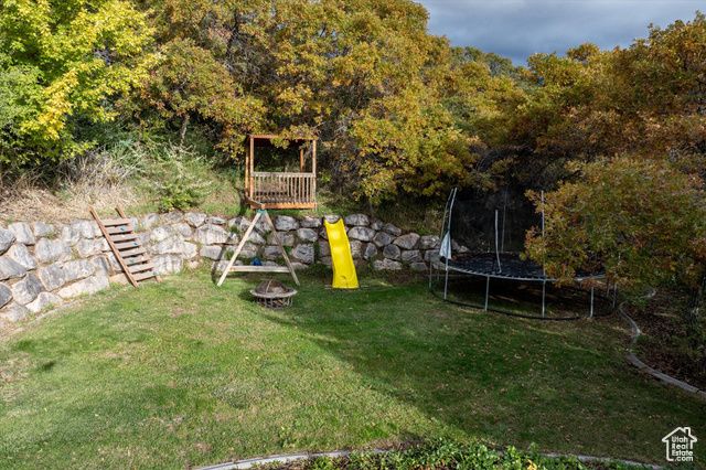 2011 DAN DR, Layton, UT 84040