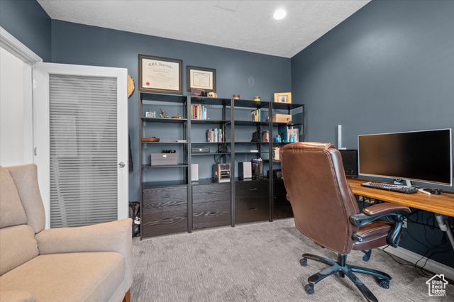 2011 DAN DR, Layton, UT 84040