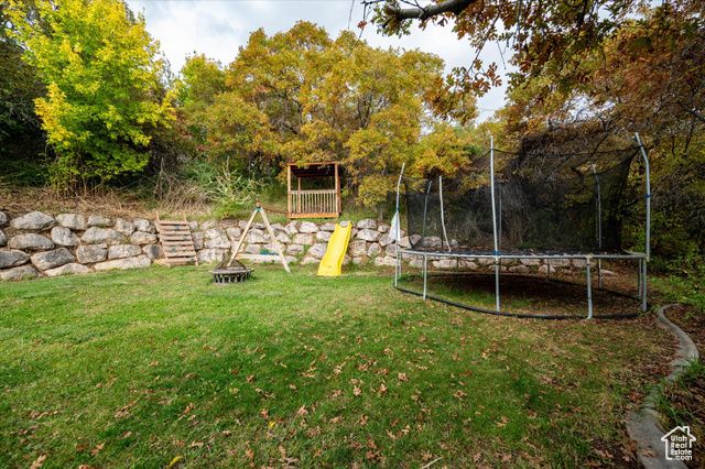 2011 DAN DR, Layton, UT 84040