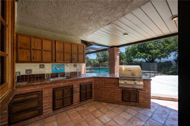 10542 Park Villa Circle, Villa Park, CA 92861