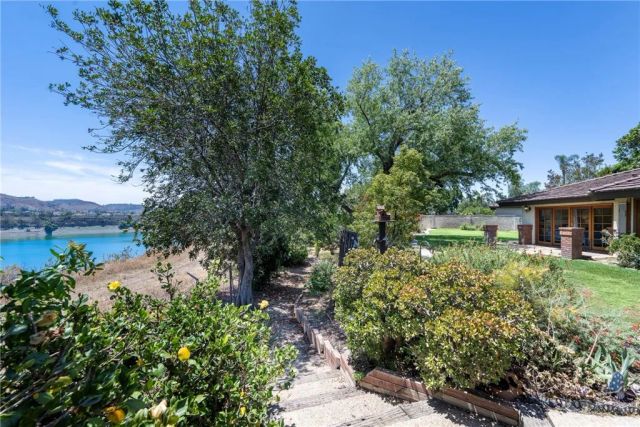 10542 Park Villa Circle, Villa Park, CA 92861
