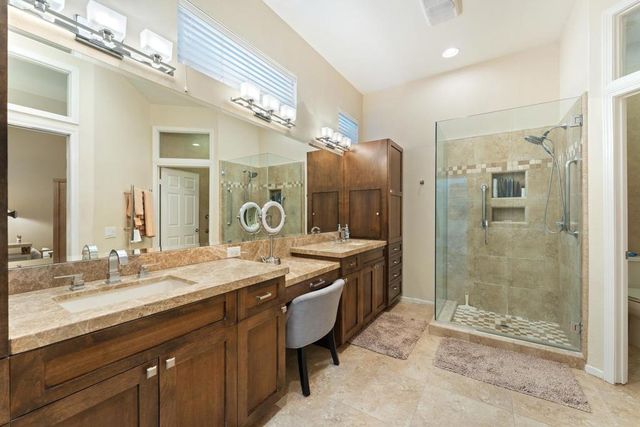 78325 Cloveridge Way, Palm Desert, CA 92211