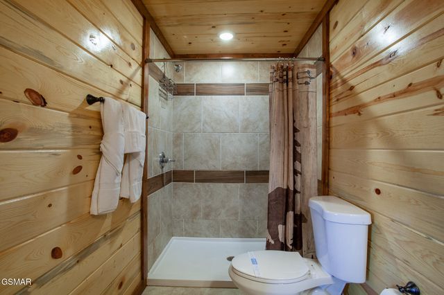 3708 Tilda Hilltop Way, Sevierville, TN 37862