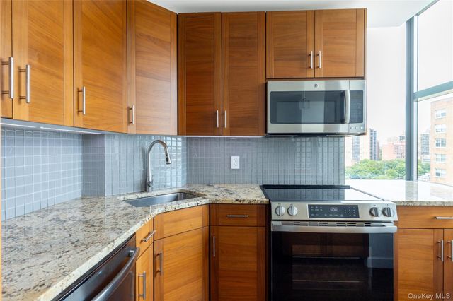10820 71st Avenue 9C, Forest Hills, NY 11375