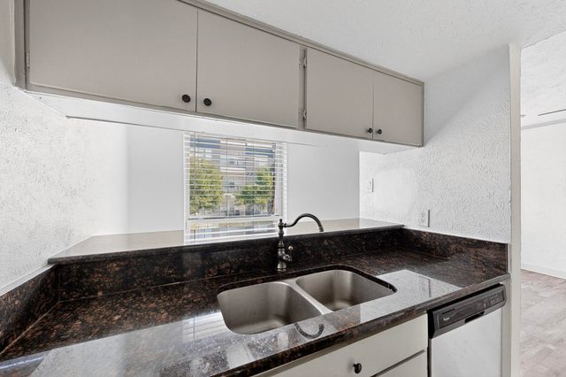 2003 Bennett Avenue 205, Dallas, TX 75206