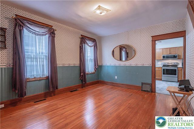 27 North 18th Street, Wilson Boro, PA 18042