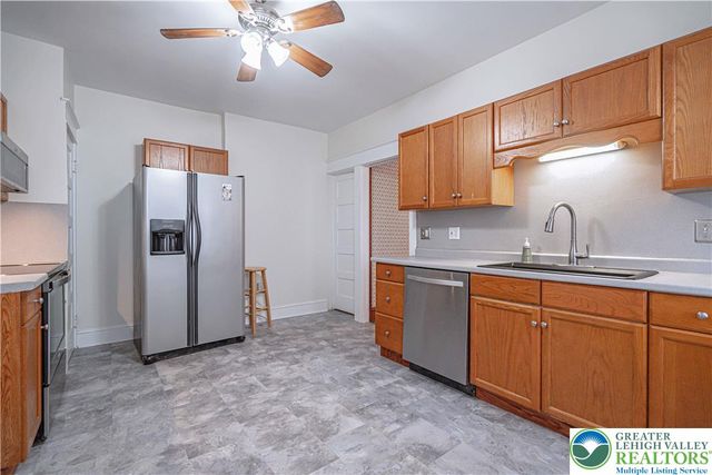 27 North 18th Street, Wilson Boro, PA 18042