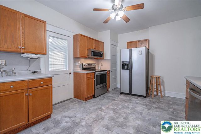 27 North 18th Street, Wilson Boro, PA 18042