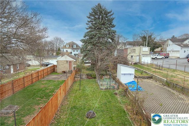 27 North 18th Street, Wilson Boro, PA 18042